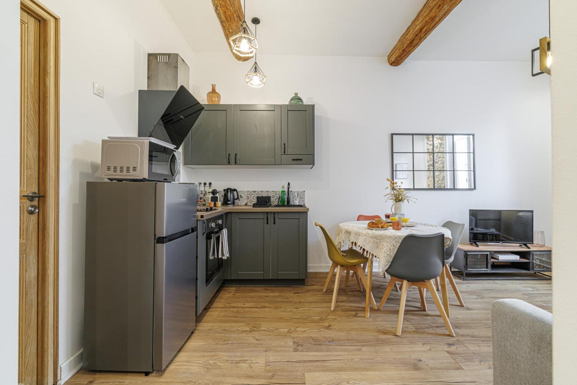 Old Town Antibes Superb New Flat, For 3, Ac, Wi-Fi Apartman Kültér fotó