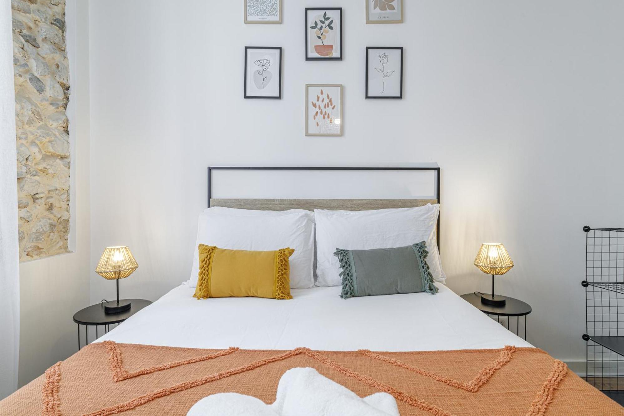 Old Town Antibes Superb New Flat, For 3, Ac, Wi-Fi Apartman Kültér fotó