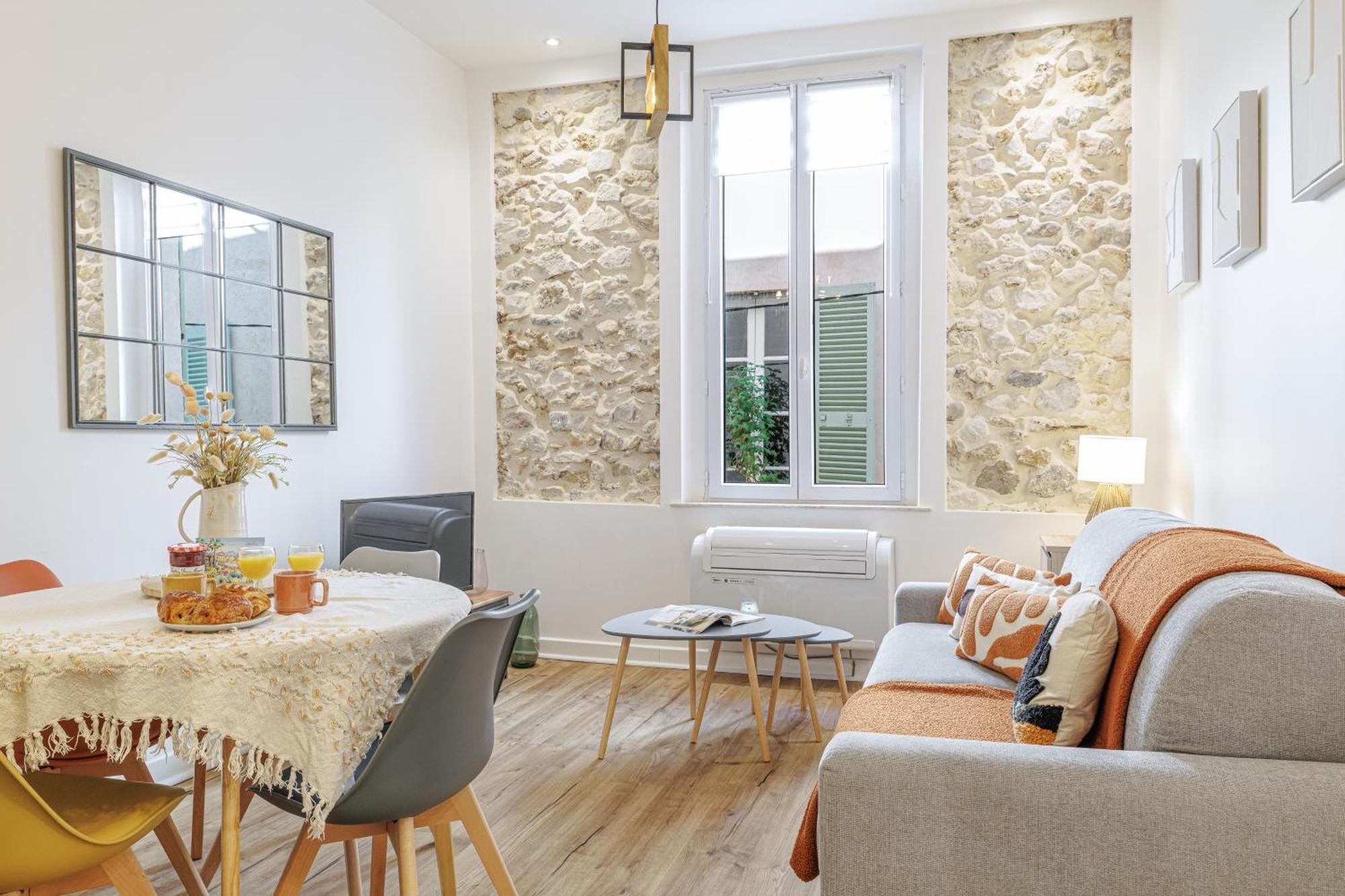 Old Town Antibes Superb New Flat, For 3, Ac, Wi-Fi Apartman Kültér fotó